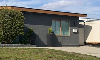 5426 Denver St in Montclair, CA - Building Photo