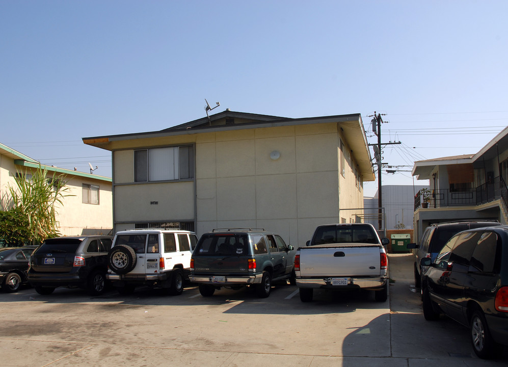 12416 Rose Ave in Downey, CA - Building Photo