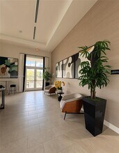 12727 NW 23rd Pl in Miami Shores, FL - Building Photo - Building Photo