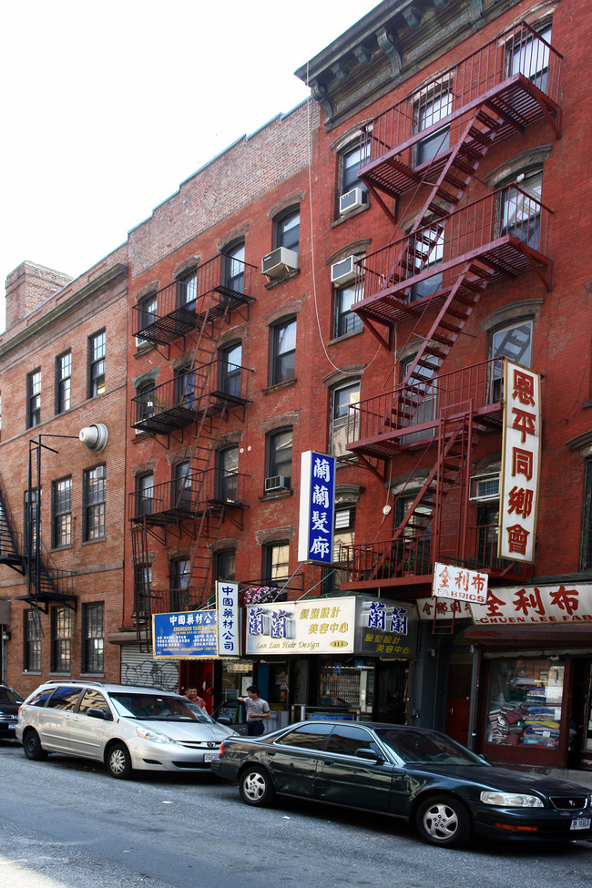 115 Division St in New York, NY - Foto de edificio - Building Photo