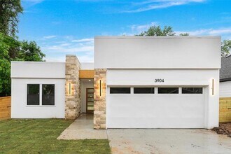 3904 De Maggio St in Dallas, TX - Building Photo - Building Photo