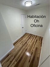 638 Pear St, Unit 2 in Scranton, PA - Building Photo - Building Photo