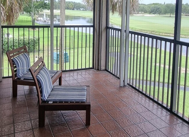 401 NW 127th Ave-Unit -7 in Plantation, FL - Building Photo - Building Photo