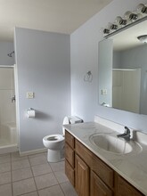 5185 Samuelson Rd, Unit 1 in Duluth, MN - Foto de edificio - Building Photo