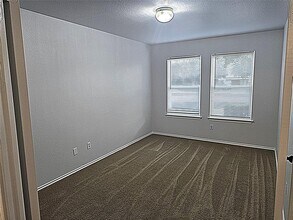 103 Lucy Cove in Hutto, TX - Building Photo - Building Photo