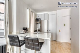 212 Lafayette St in New York, NY - Building Photo - Building Photo