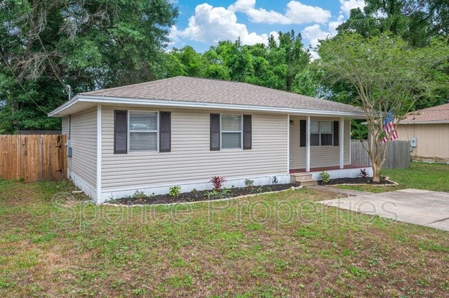 113 Marimba St in Mary Esther, FL - Building Photo - Building Photo