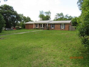 2215 Macy Ave in Perry, GA - Building Photo - Building Photo