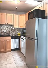 869 Beacon St, Unit 4 in Boston, MA - Building Photo - Building Photo