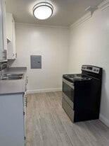 8820 Topanga Canyon Blvd in Los Angeles, CA - Building Photo