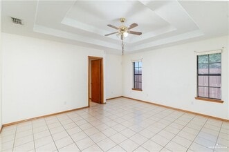 8 E Ivy Ave in Hidalgo, TX - Building Photo - Building Photo