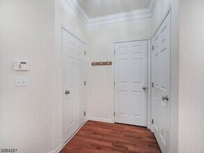44 Lamerson Cir in Mt. Olive, NJ - Building Photo - Building Photo
