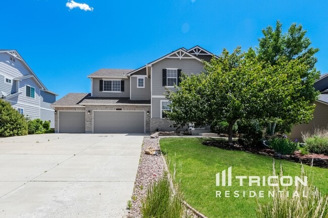 property at 8861 Oakmont Rd