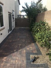 11028 Florence Hills St in Las Vegas, NV - Building Photo - Building Photo