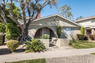 4281 Green Ave in Los Alamitos, CA - Building Photo - Building Photo