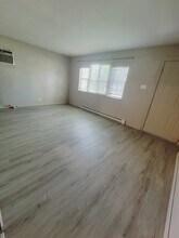 211 Cool Valley Dr in Fenton, MO - Building Photo - Building Photo