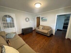11 Lincoln St in Weymouth, MA - Building Photo - Building Photo