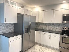 112 Milton St in Lantana, FL - Building Photo - Building Photo