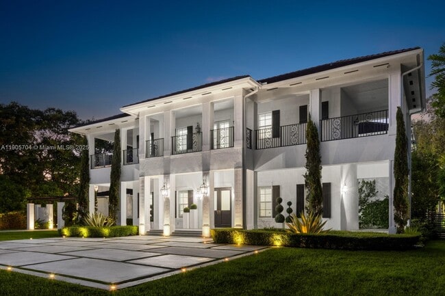 8551 SW 102nd St in Miami, FL - Building Photo - Building Photo