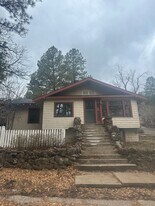 203 S Spring St in Flagstaff, AZ - Building Photo