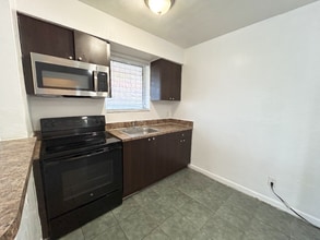 661 NE 86th St in Miami, FL - Building Photo - Building Photo