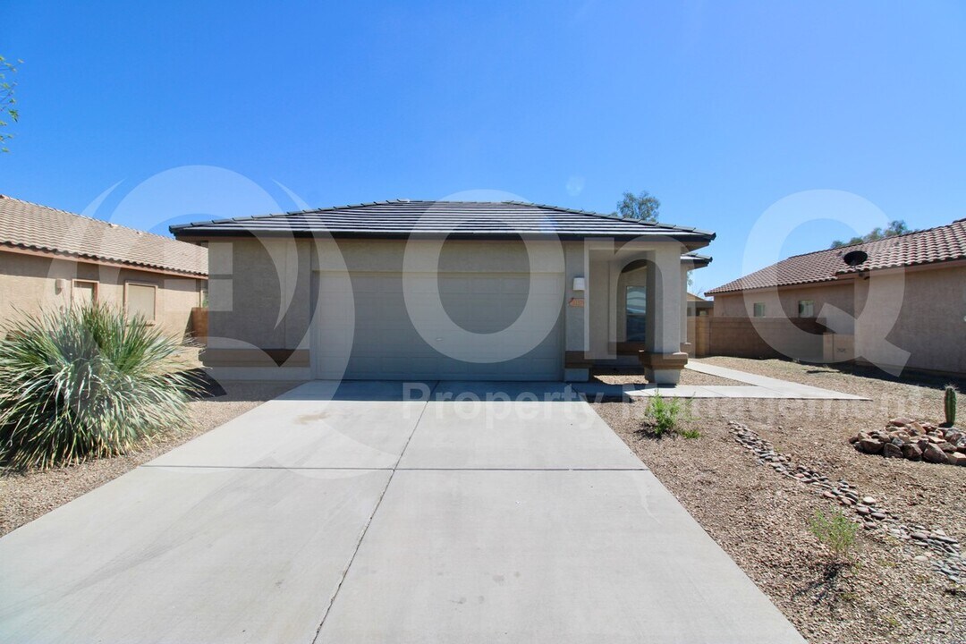 11379 W Burning Sage St in Marana, AZ - Building Photo