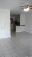 2441 SW 27th Ave-Unit -5 in Miami, FL - Building Photo - Building Photo