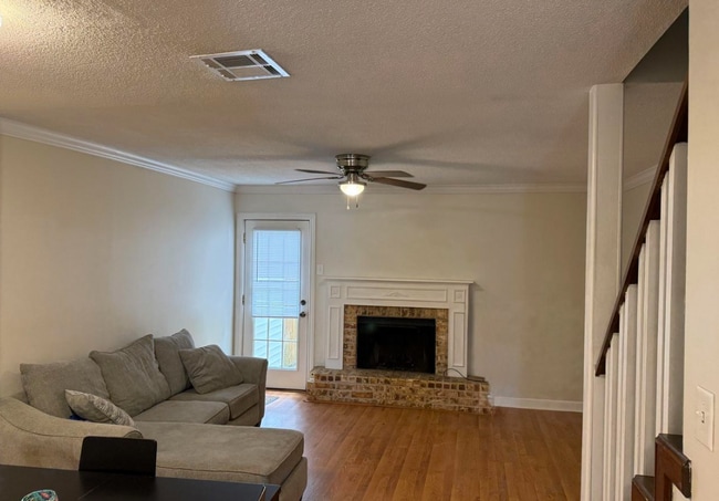 property at 140 Southfield Pkwy