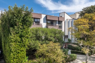 The Liam in Beverly Hills, CA - Foto de edificio - Building Photo