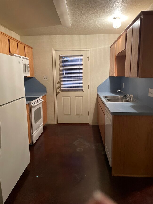 1609 Libby Ln in Harker Heights, TX - Building Photo - Building Photo