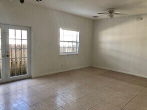 1008-1010 NW 2nd Ave in Hallandale Beach, FL - Building Photo - Building Photo