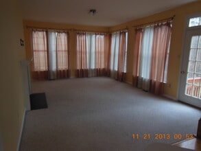11151 Yellow Leaf Way in Germantown, MD - Building Photo - Building Photo
