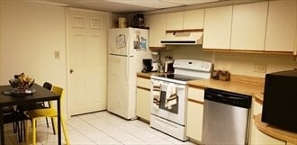 21-23-23 Fairfield Ave in Malden, MA - Building Photo - Building Photo