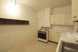 701 Mifflin Ave, Unit 3 in Pittsburgh, PA - Foto de edificio - Building Photo