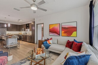 Cortland Hunters Creek in Kissimmee, FL - Foto de edificio - Building Photo