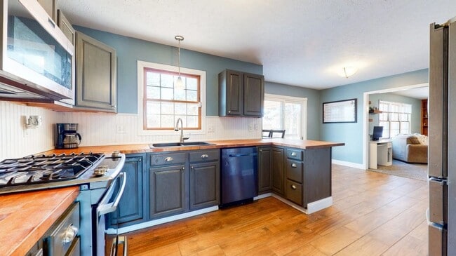 14 Kleggstone Cir in Bloomington, IL - Building Photo - Building Photo