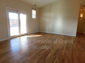 325 Arches Dr in Fruita, CO - Building Photo - Building Photo