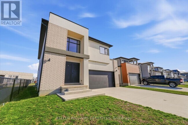 140 Crestview Dr in Middlesex Centre, ON - Building Photo - Building Photo
