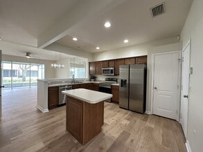 8363 72nd St E in Bradenton, FL - Building Photo - Building Photo