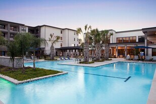 Mera Vintage Park 55+ Active Adult in Houston, TX - Building Photo