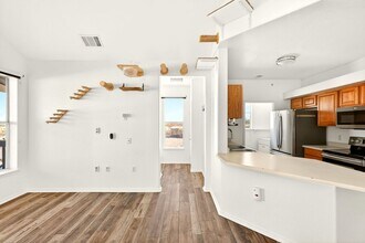 18929 E Warren Cir in Aurora, CO - Foto de edificio - Building Photo