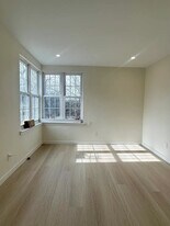 2805 Saint Theresa Ave, Unit 2 in Bronx, NY - Building Photo