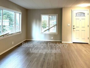 433 Dungeness Meadows in Sequim, WA - Building Photo - Building Photo