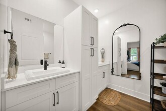 Pointe Grand Beaufort in Beaufort, SC - Building Photo - Building Photo