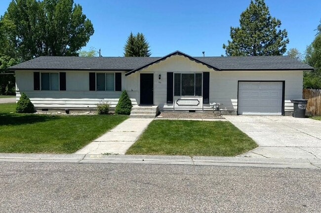 property at 190 S Austin Ave