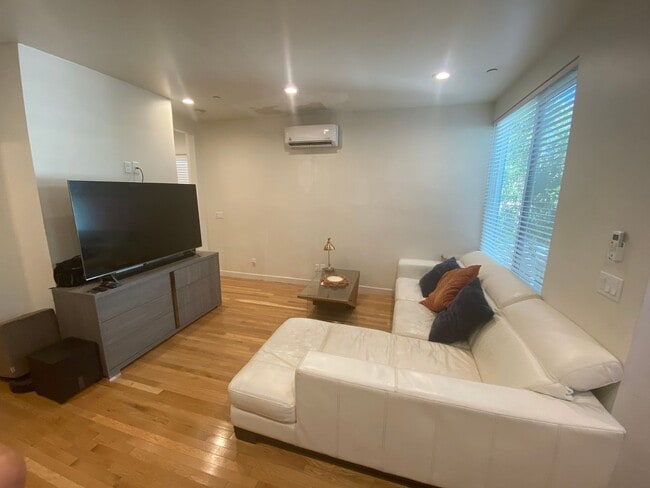property at 528 W Culver St