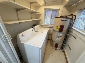 10440 SW 80th Ave in Portland, OR - Building Photo - Building Photo