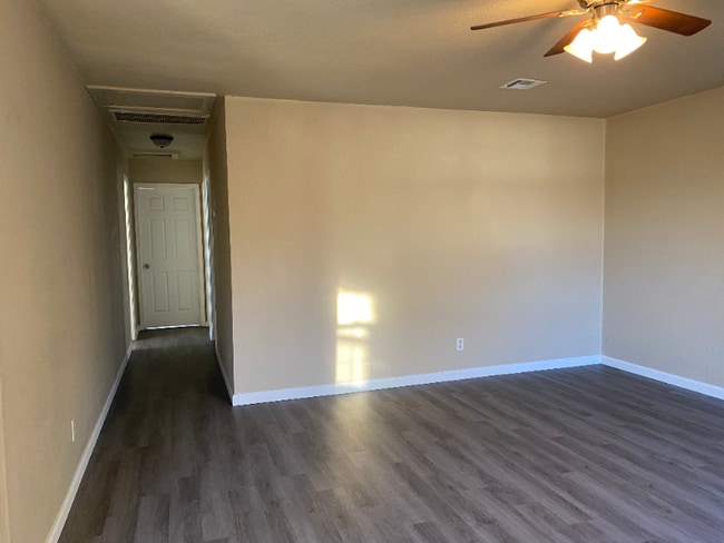 706 S Grove St in Sapulpa, OK - Building Photo - Building Photo