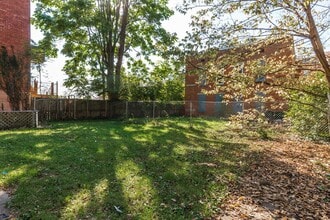2131 Staebler St in Cincinnati, OH - Foto de edificio - Interior Photo