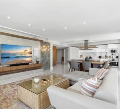 300 Sunny Isles Blvd, Unit 4-2207 in Sunny Isles Beach, FL - Building Photo - Building Photo